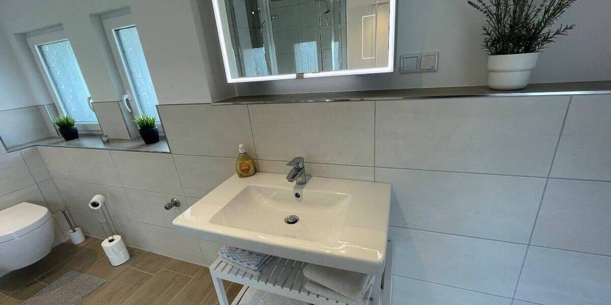 Etagenwohnung Duisburg Röttgersbach - 2 Zimmer, 82 m&sup2;, 758&euro; | Angebot:26572994