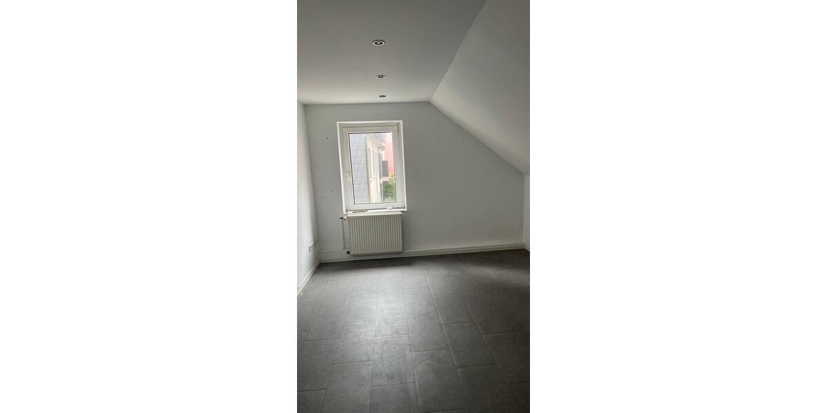 Doppelhaushälfte Essen Stadtbezirk VI - 6 Zimmer, 140 m&sup2;, 299.999&euro; | Angebot:27208967