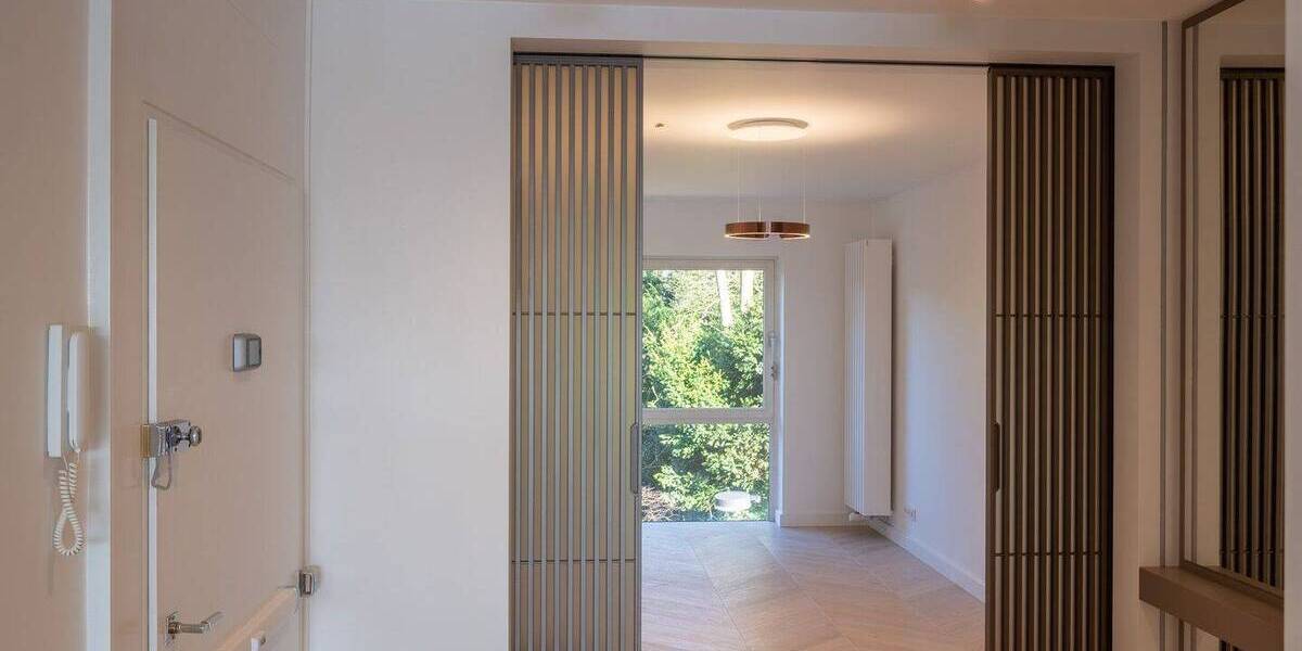 Etagenwohnung Düsseldorf Wittlaer - 3 Zimmer, 135 m&sup2;, 1.099.000&euro; | Angebot:25695557