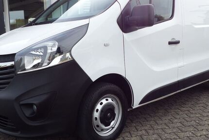Opel Vivaro 110.000 km 11.850 &euro; Solingen 42699