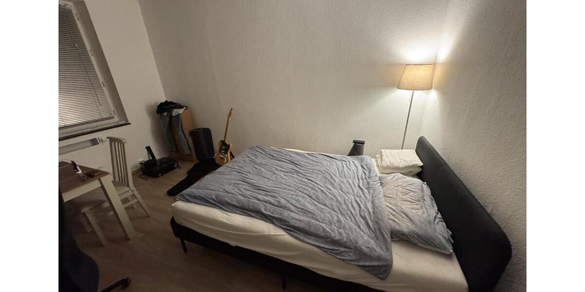 Etagenwohnung Essen Südviertel - 1 Zimmer, 25 m&sup2;, 320&euro; | Angebot:25965158