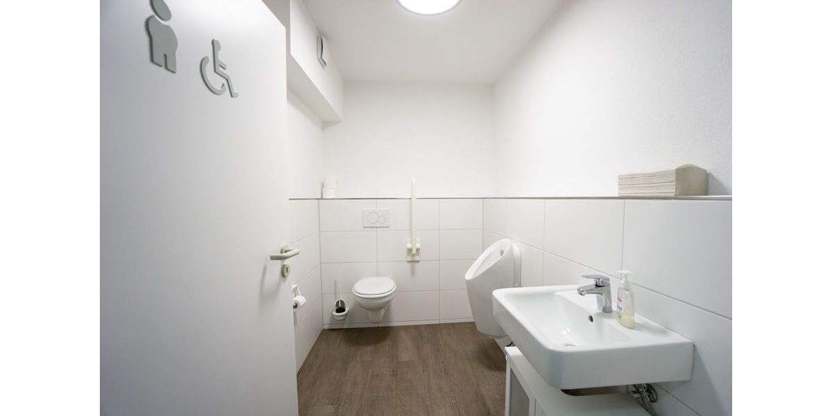 Gewerbeobjekt Krefeld Bockum - 3 Zimmer, 125 m&sup2;, 1.386&euro; | Angebot:25701923