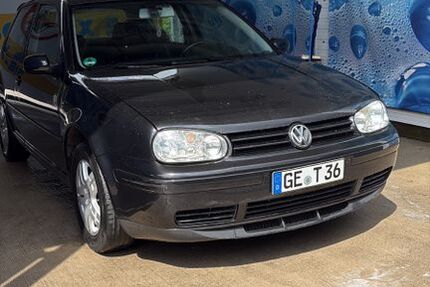 VW Golf 231.000 km 1.250 &euro; Gelsenkirchen 45883