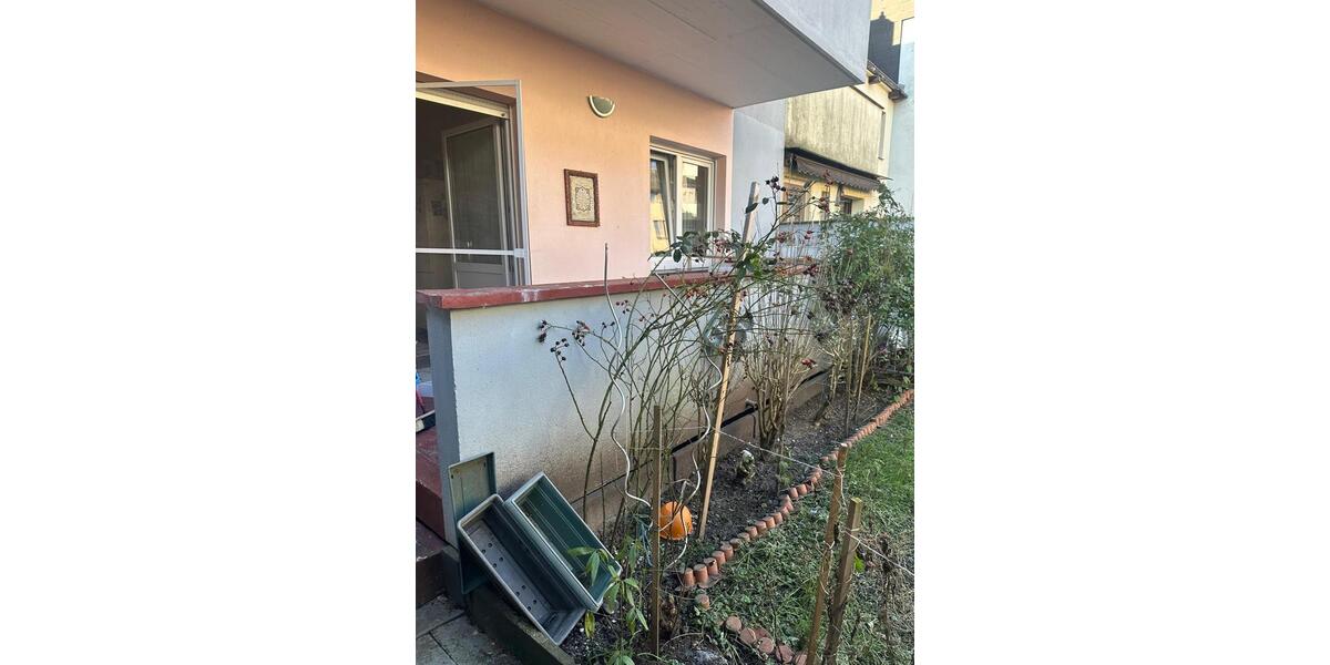 Erdgeschoßwohnung Duisburg Beeck - 1 Zimmer, 84 m&sup2;, 104.000&euro; | Angebot:26984304