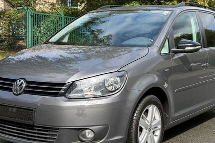 VW Touran 231.500 km 5.600 &euro; Bottrop 46236