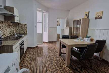 Zimmer Düsseldorf Pempelfort - 2 Zimmer, 1.390&euro; | Angebot:25433431