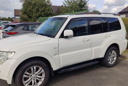 Mitsubishi Pajero 280.000 km 11.800 &euro; Velbert 42553