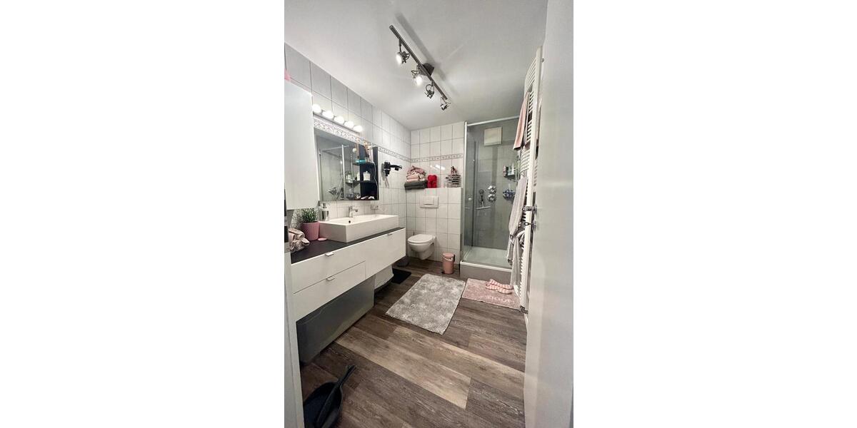 Etagenwohnung Leichlingen (Rheinland) - 2 Zimmer, 63 m&sup2;, 250.000&euro; | Angebot:27018526