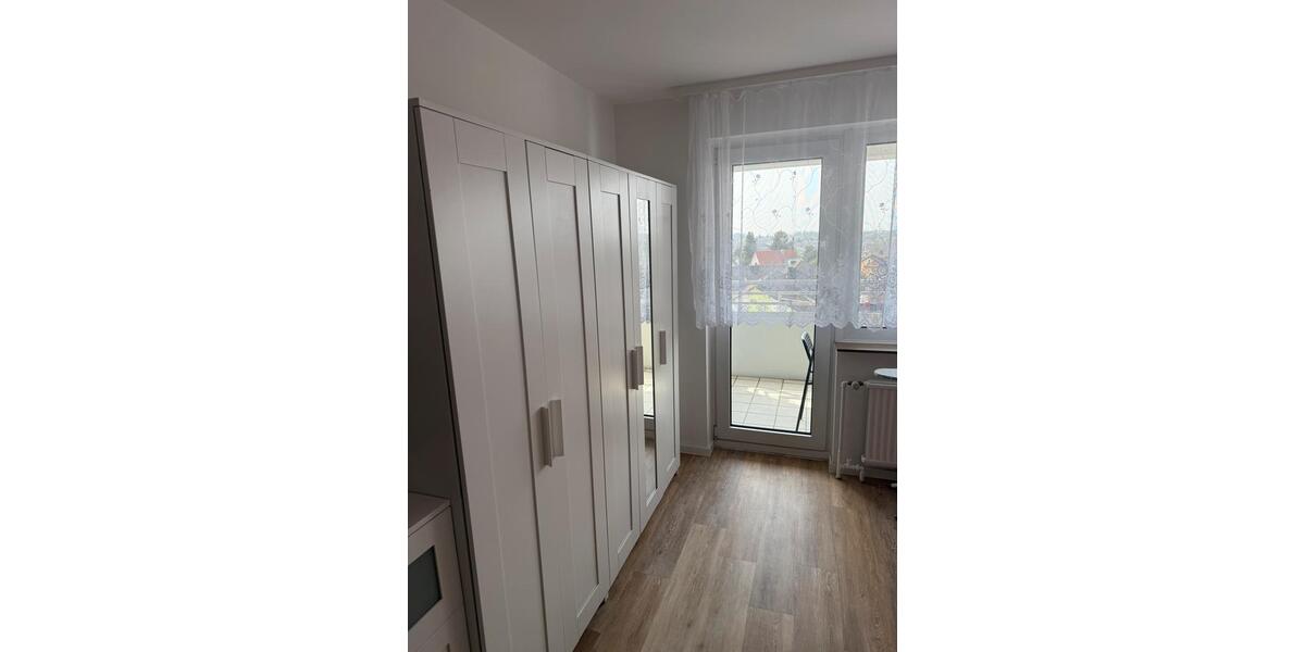 Etagenwohnung Leichlingen (Rheinland) - 2 Zimmer, 61 m&sup2;, 380&euro; | Angebot:25907532