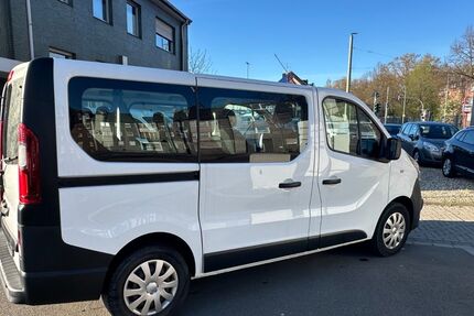 Opel Vivaro 50.000 km 18.880 &euro; Duisburg 47138