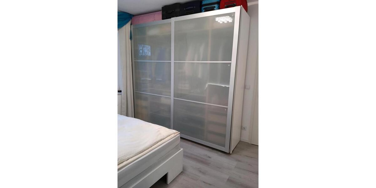 Etagenwohnung Duisburg Mittelmeiderich - 2 Zimmer, 50 m&sup2;, 350&euro; | Angebot:25721987