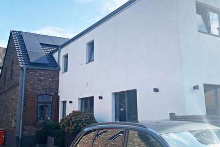 Haus Krefeld / Bockum Bockum - 6 Zimmer, 145 m&sup2;, 739.000&euro; | Angebot:26480144