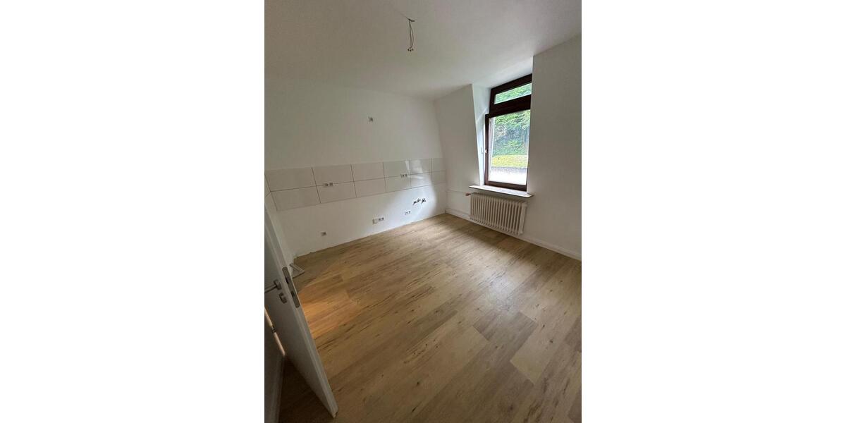 Etagenwohnung Wuppertal Arrenberg - 3 Zimmer, 62 m&sup2;, 774&euro; | Angebot:25216806
