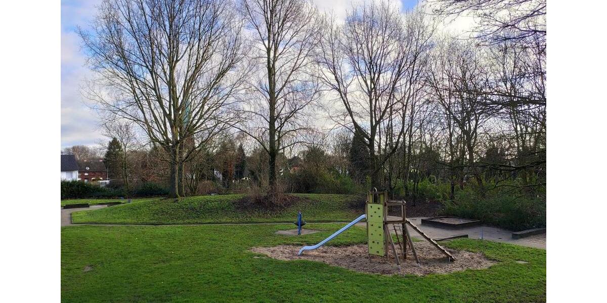 Etagenwohnung Essen Stadtbezirk VI - 3 Zimmer, 81 m&sup2;, 699&euro; | Angebot:25373770