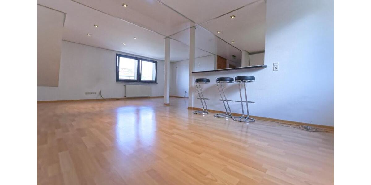Dachgeschoßwohnung Oberhausen Biefang - 4 Zimmer, 96 m&sup2;, 227.000&euro; | Angebot:26940519
