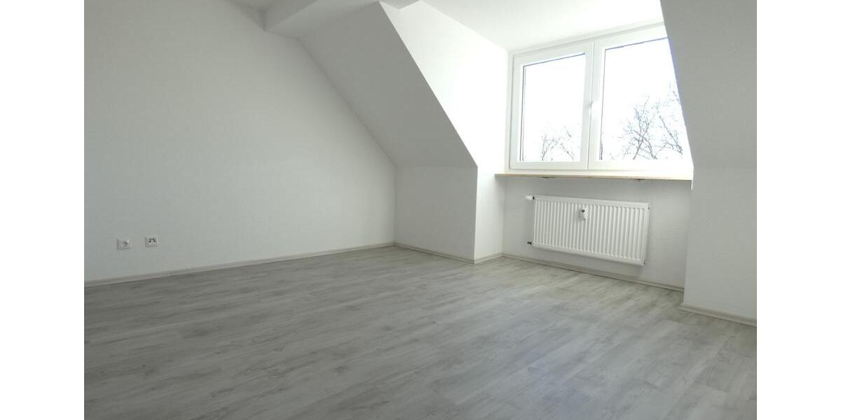 Dachgeschoßwohnung Essen Stadtbezirk III - 2 Zimmer, 40 m&sup2;, 502&euro; | Angebot:25987535