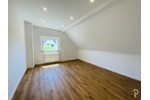 Einfamilienhaus mit 5 Zimmern und 2 Bädern, großem Garten ideal für Familien. Komplett saniert! - Einfamilienhaus Düsseldorf / Rath Rath | Angebot:27190569