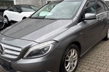 Mercedes-Benz B 180 106.055 km 8.490 &euro; Wuppertal 42285