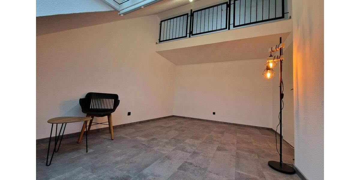 Dachgeschoßwohnung Essen Stadtbezirk V - 1 Zimmer, 34 m&sup2;, 50.000&euro; | Angebot:25719302