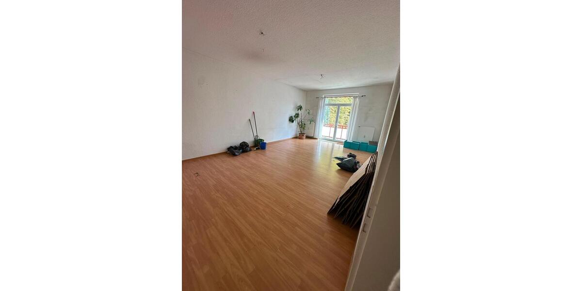 Etagenwohnung Gelsenkirchen - 4 Zimmer, 119 m&sup2;, 790&euro; | Angebot:27547784