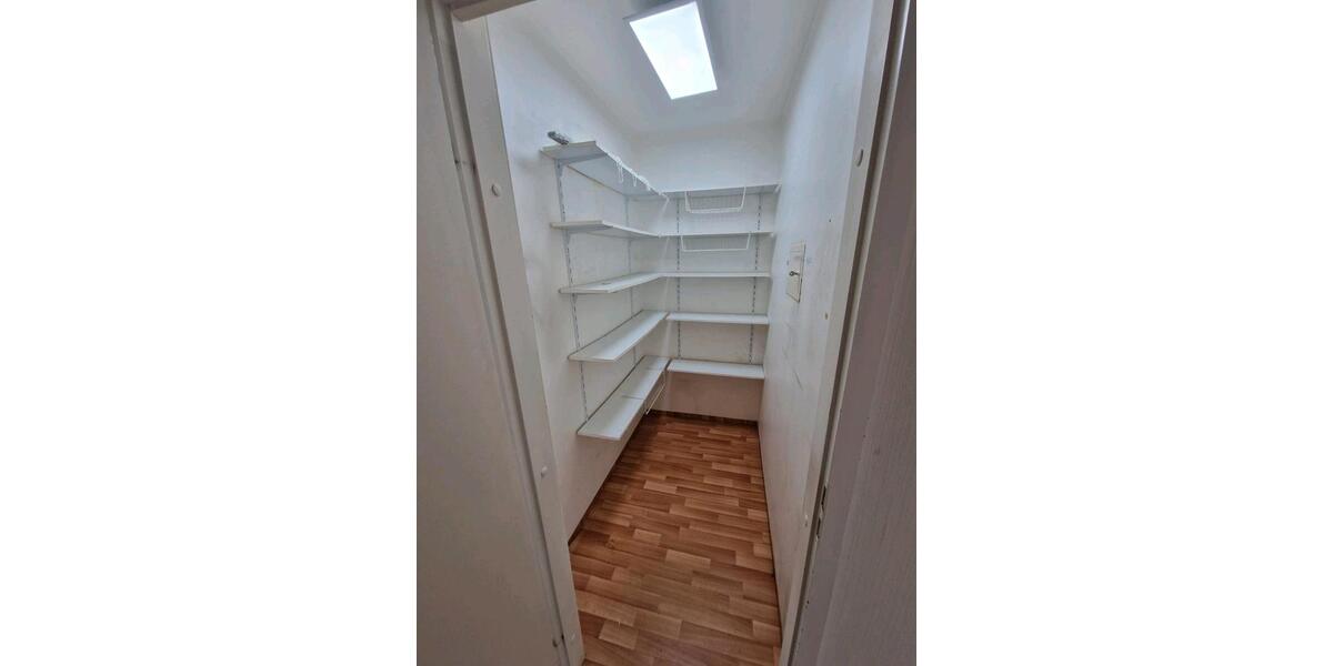 Etagenwohnung Wuppertal Cronenberg - 3.5 Zimmer, 72 m&sup2;, 169.000&euro; | Angebot:25843556