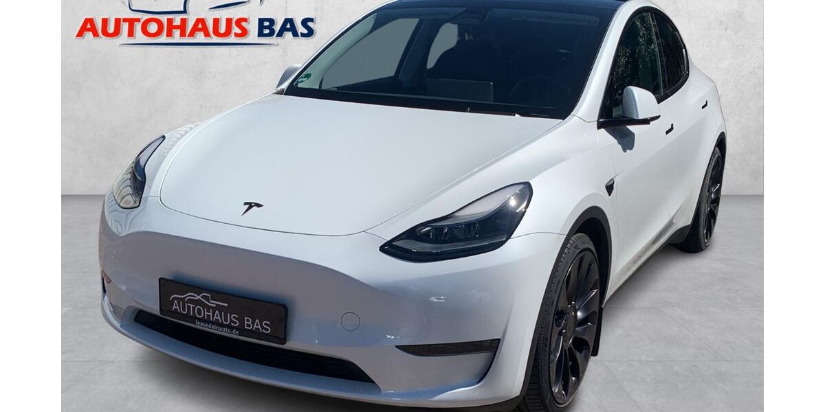 Tesla Model Y 112.000 km 32.850 &euro; Kaarst 41564