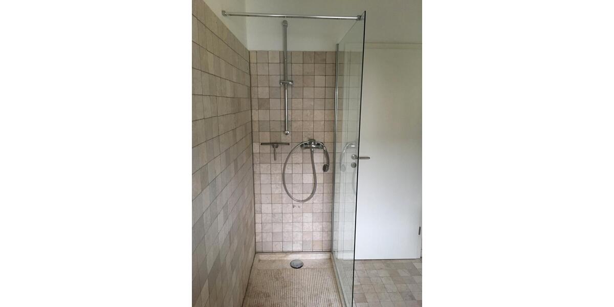 Dachgeschoßwohnung Essen Huttrop - 2 Zimmer, 59 m&sup2;, 495&euro; | Angebot:27535180