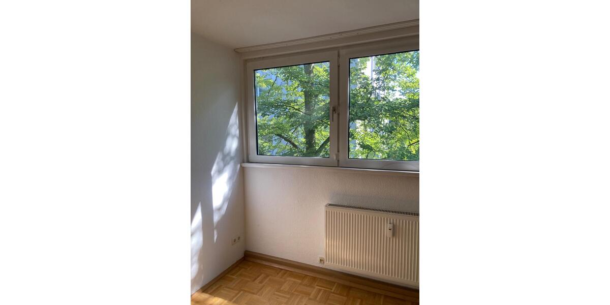 Etagenwohnung Mülheim an der Ruhr - 4 Zimmer, 105 m&sup2;, 675&euro; | Angebot:27536542