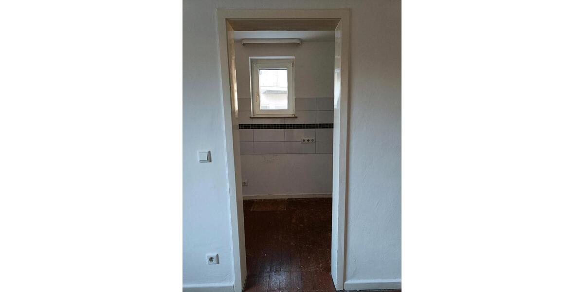 Erdgeschoßwohnung Solingen Mitte - 1 Zimmer, 45 m&sup2;, 600&euro; | Angebot:26327004
