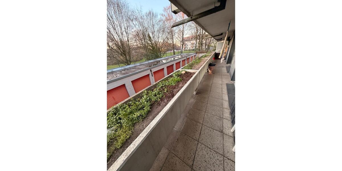 Erdgeschoßwohnung Essen Huttrop - 3 Zimmer, 68 m&sup2;, 159.000&euro; | Angebot:25757602