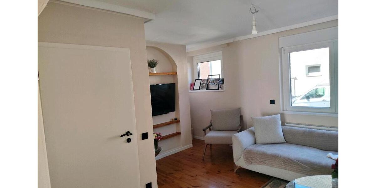 Mehrfamilienhaus, Wohnhaus Duisburg Duisburg-Mitte - 12 Zimmer, 250 m&sup2;, 330.000&euro; | Angebot:27198074