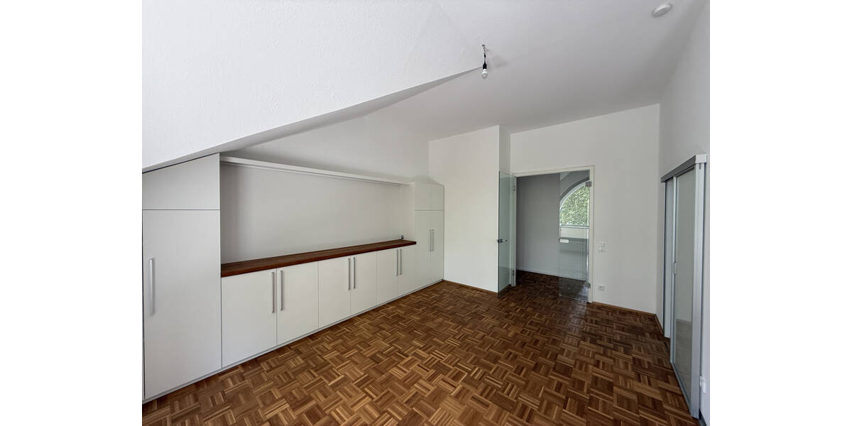 Etagenwohnung Essen Rüttenscheid - 3 Zimmer, 78 m&sup2;, 1.050&euro; | Angebot:26544423