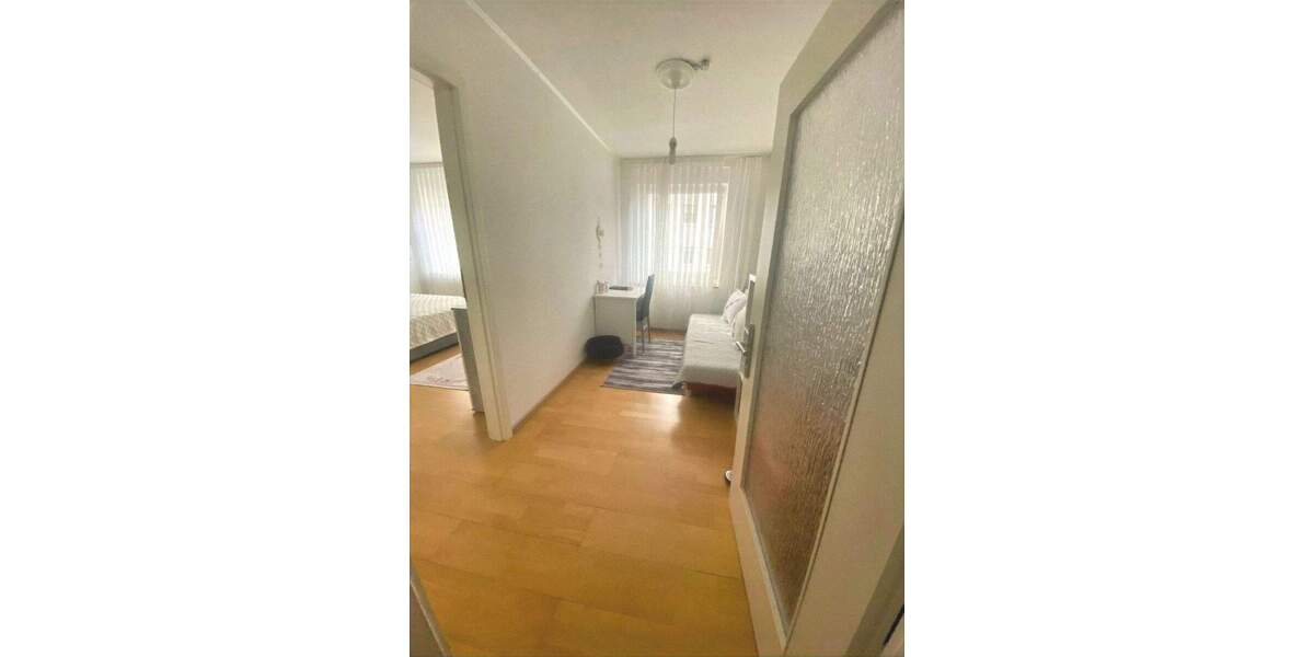 Mehrfamilienhaus, Wohnhaus Krefeld Stadtmitte - 5 Zimmer, 140 m&sup2;, 249.000&euro; | Angebot:25776323