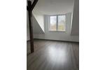 Dachgeschoßwohnung Duisburg Mittelmeiderich - 2 Zimmer, 80 m&sup2;, 620&euro; | Angebot:25919999