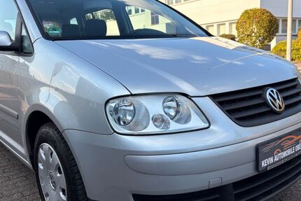 VW Touran 216.865 km 2.850 &euro; Oberhausen 46047