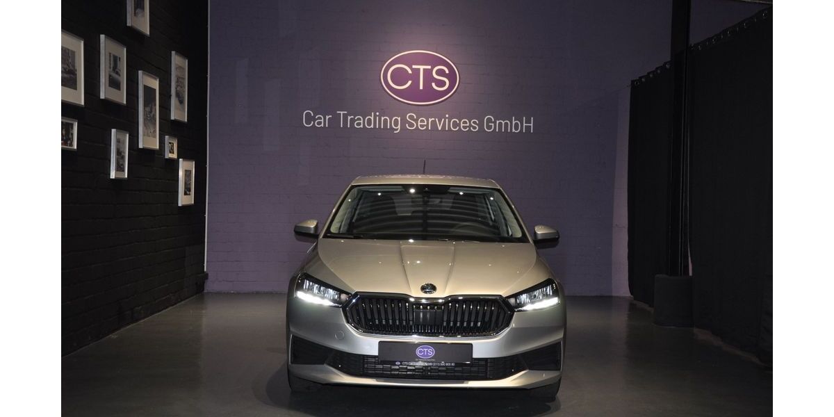 Skoda Fabia 26.673 km 11.600 &euro; Düsseldorf 40476