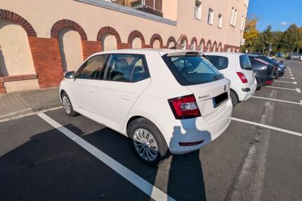 Skoda Fabia 77.700 km 8.300 &euro; Ratingen 40878