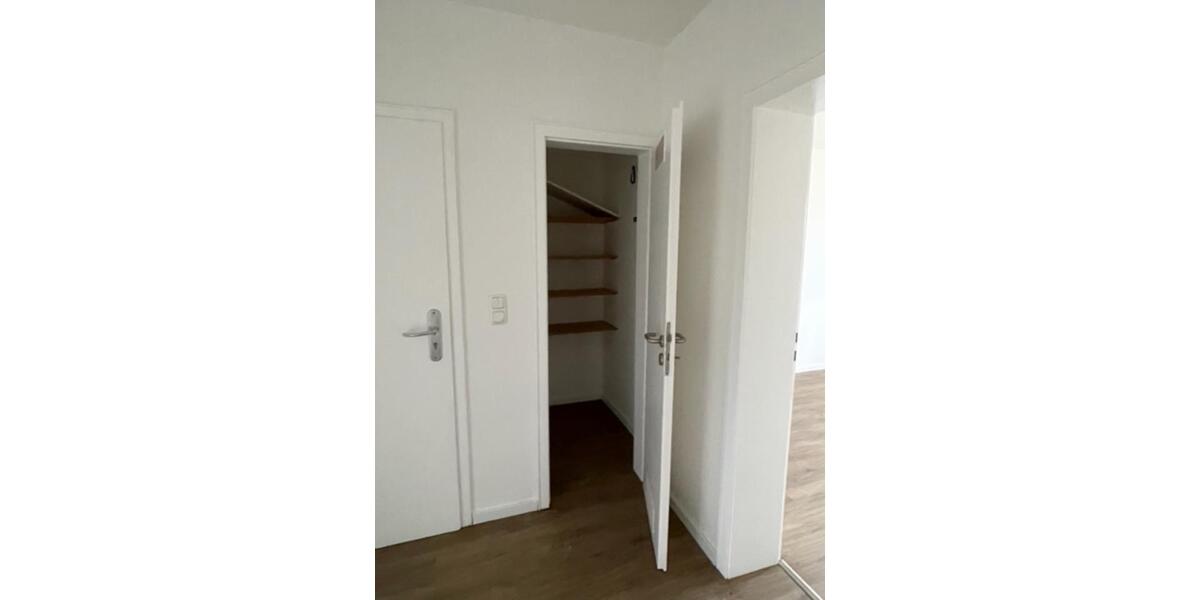 Etagenwohnung Duisburg Hamborn - 3 Zimmer, 70 m&sup2;, 580&euro; | Angebot:24870048