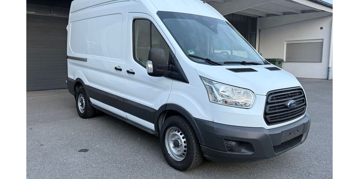 Ford Transit 175.000 km 9.950 &euro; Essen 45127