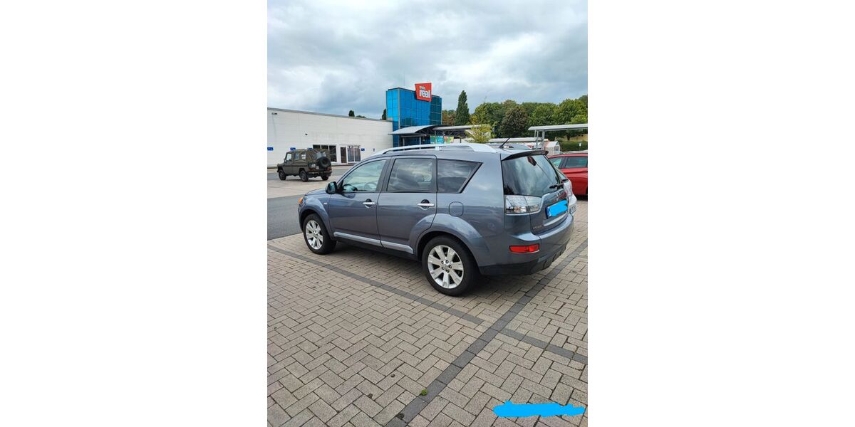 Mitsubishi Outlander 223.000 km 6.900 &euro; Velbert 42549