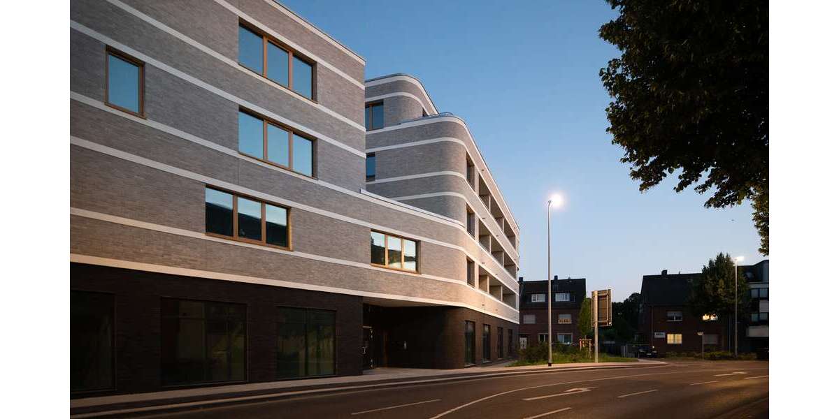 Etagenwohnung Grevenbroich Stadtmitte - 4 Zimmer, 132 m&sup2;, 1.654&euro; | Angebot:23440591