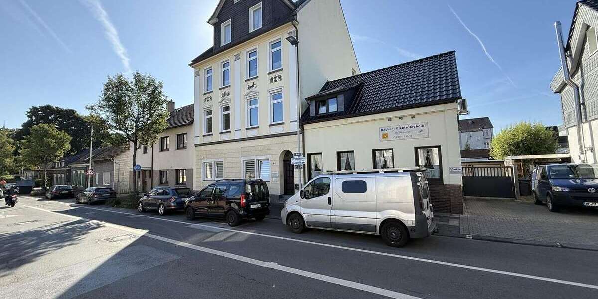 Etagenwohnung Solingen Ohligs - 3 Zimmer, 81 m&sup2;, 950&euro; | Angebot:25880572