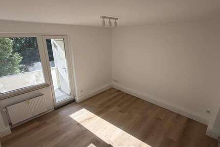 Wohnung Düsseldorf Stadtbezirk 6 - 2 Zimmer, 35 m&sup2;, 700&euro; | Angebot:27223664