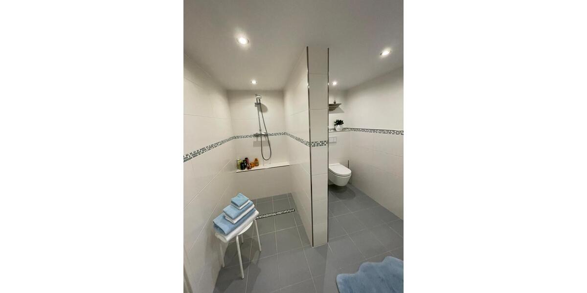 Erdgeschoßwohnung Langenfeld (Rheinland) - 5 Zimmer, 220 m&sup2;, 539.000&euro; | Angebot:25905572