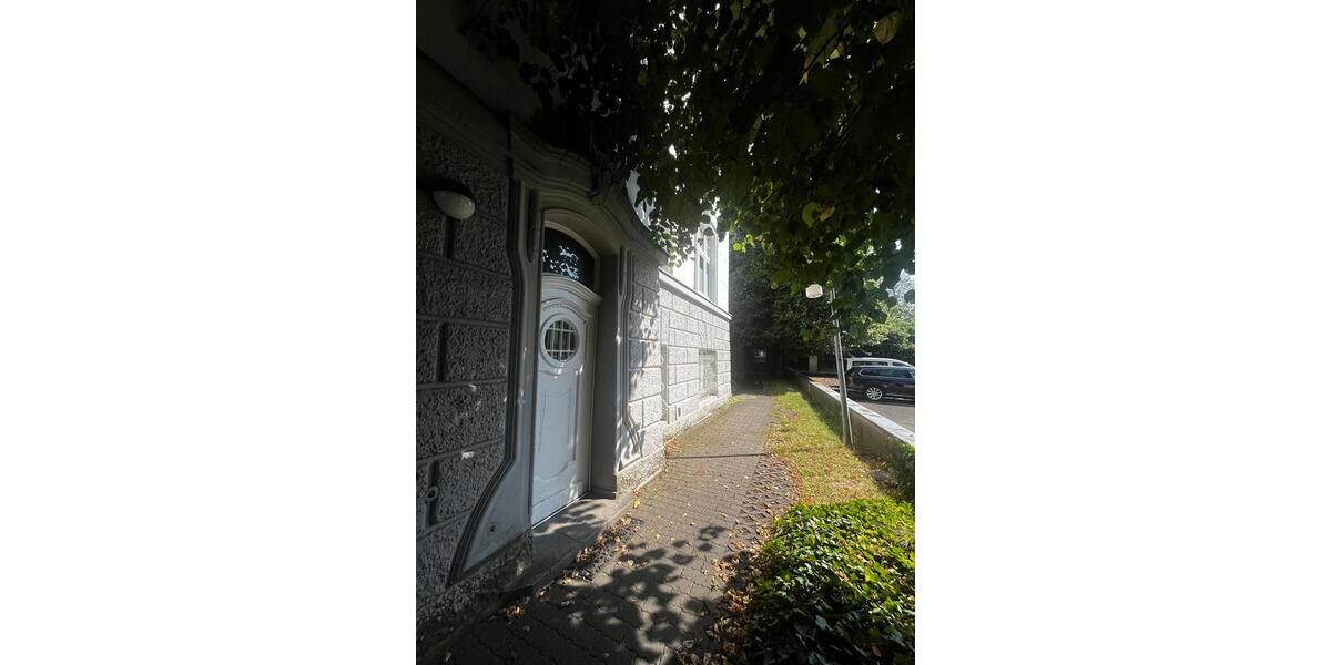 Etagenwohnung Solingen Aufderhöhe - 2 Zimmer, 79 m&sup2;, 890&euro; | Angebot:25903094