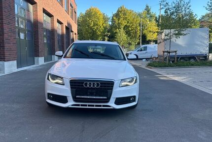 Audi A4 142.000 km 5.999 &euro; Essen 45145