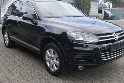VW Touareg 176.000 km 12.990 &euro; Düsseldorf 40233