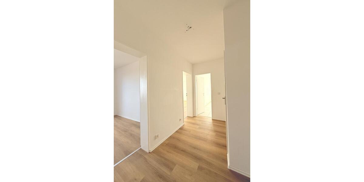 Etagenwohnung Velbert Velbert-Mitte - 2 Zimmer, 71 m&sup2;, 680&euro; | Angebot:25323253