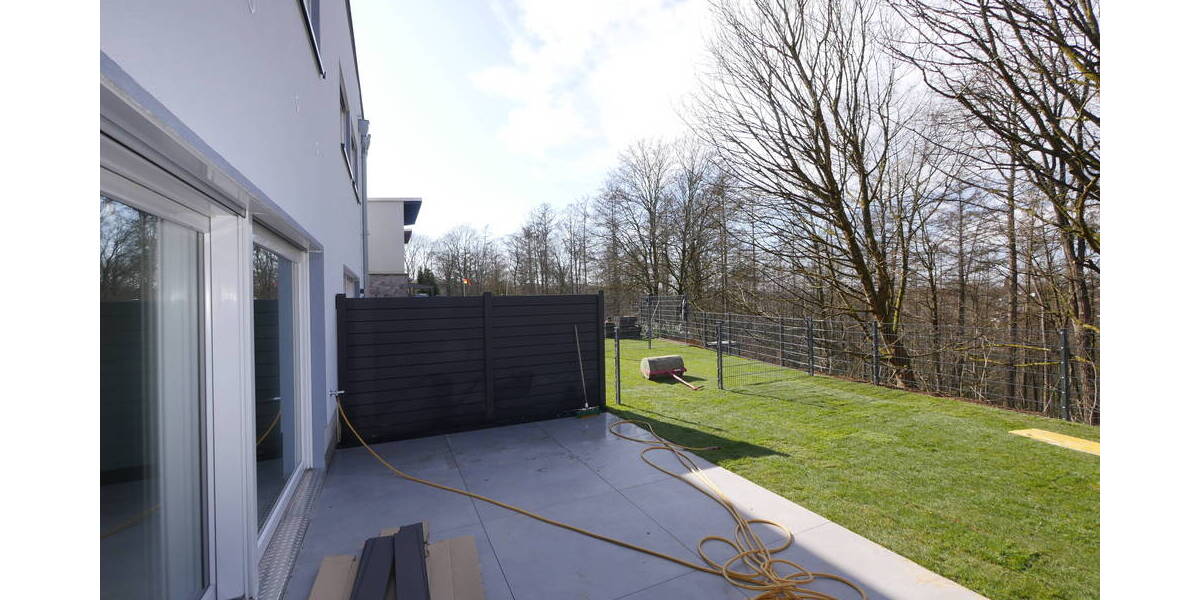 Reihenmittelhaus Remscheid Süd - 4 Zimmer, 130 m&sup2;, 1.850&euro; | Angebot:25780491