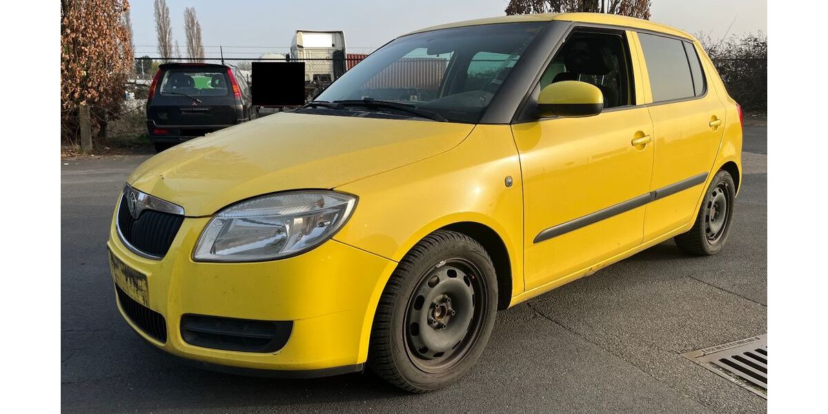 Skoda Fabia 271.650 km 650 &euro; Krefeld 47803